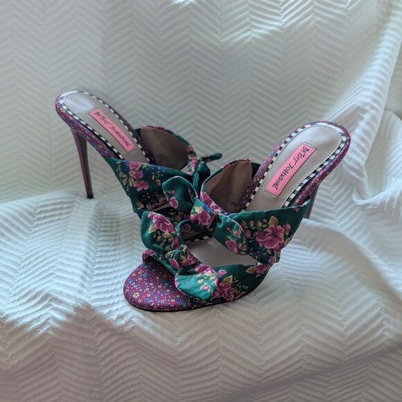 Betsey Johnson Shoes - Betsey Johnson The Rumors Floral Dress Sandal Slip-On Mules Size 8.5